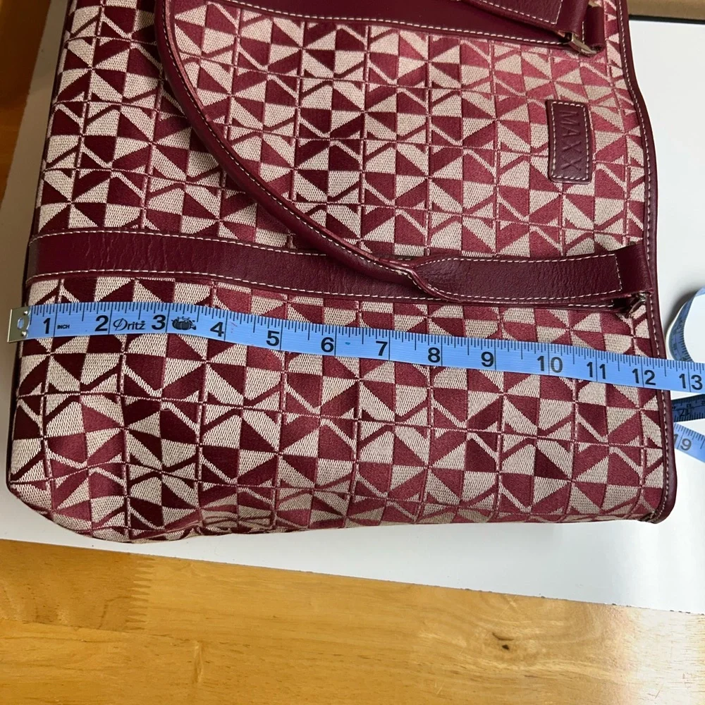 Maxx New‎ York Burgundy and Tan Geometric Tote